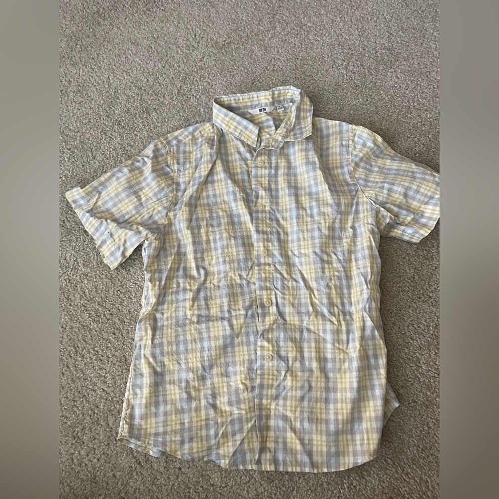 Uniqlo Yellow and Blue Casual Button Down Shirt